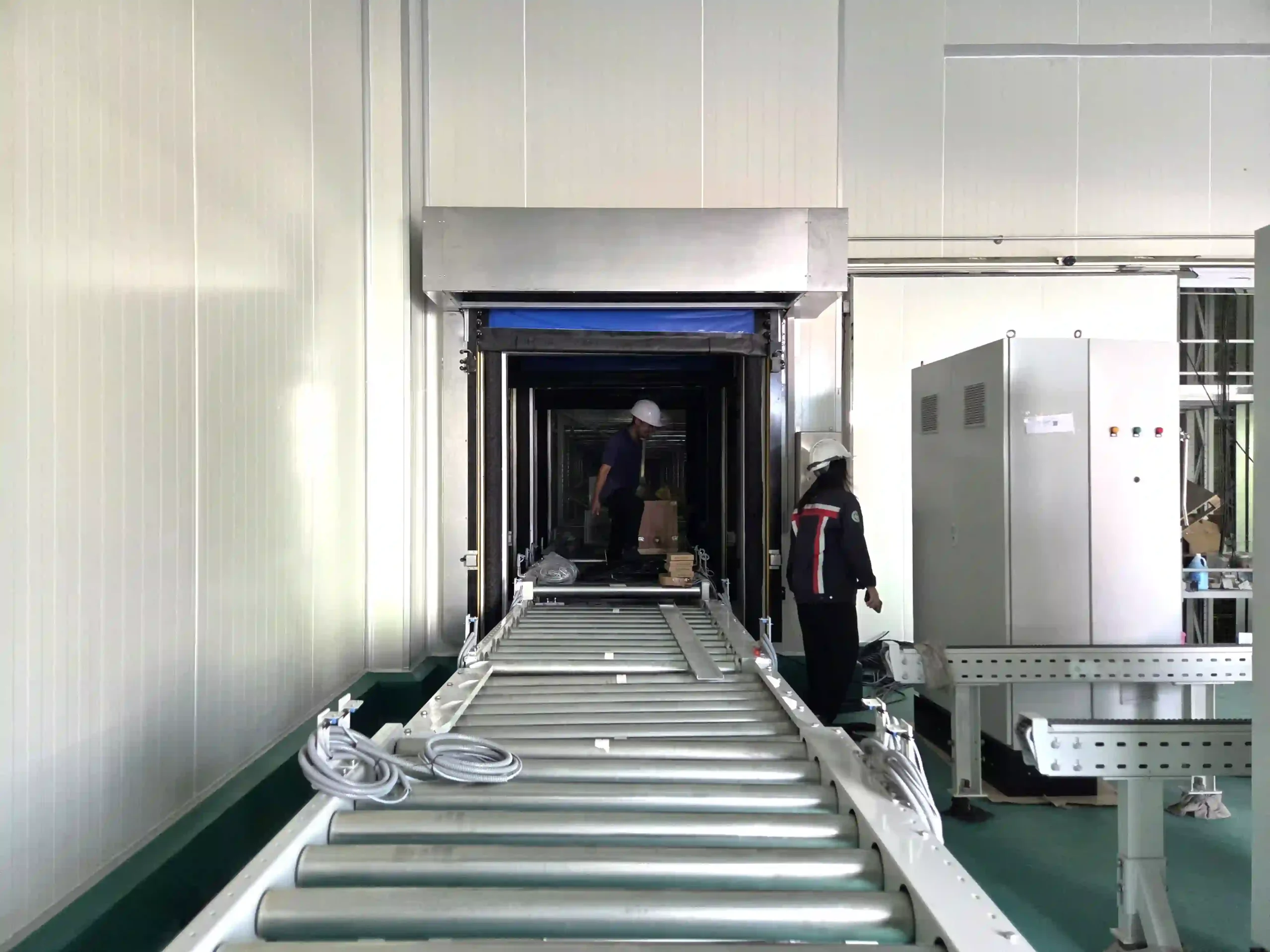 คลังสินค้าห้องเย็น Cold Storage สำหรับจัดเก็บสินค้าในอุณหภูมิควบคุม